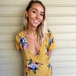 Meet your Posher, Emma